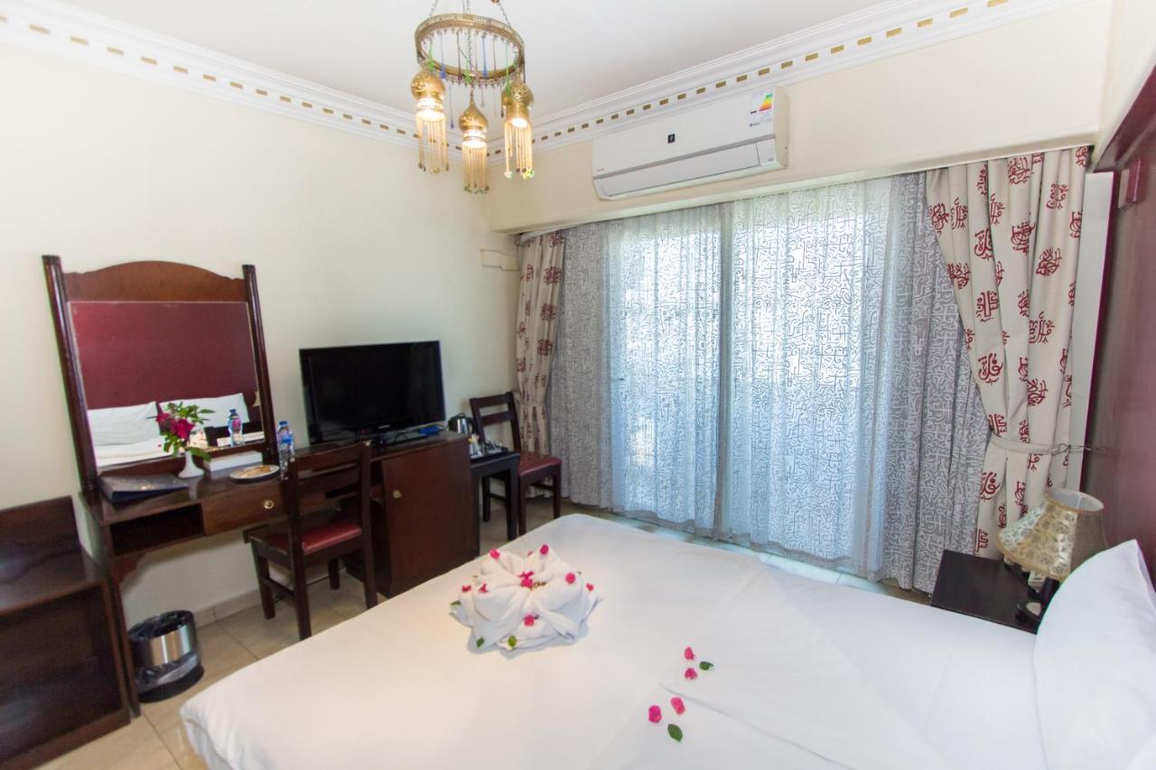 Hotel Philae